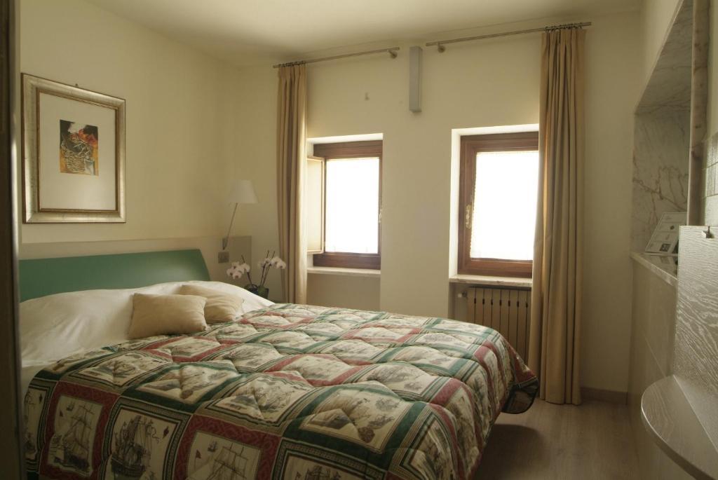 Chambres D'Hotes Nuits De Reve Roisan Phòng bức ảnh